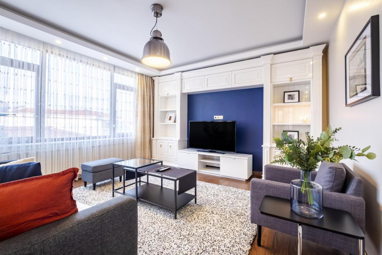Captivating Flat With Balcony Near Besiktas Pier Apartment Istanbul Bagian luar foto